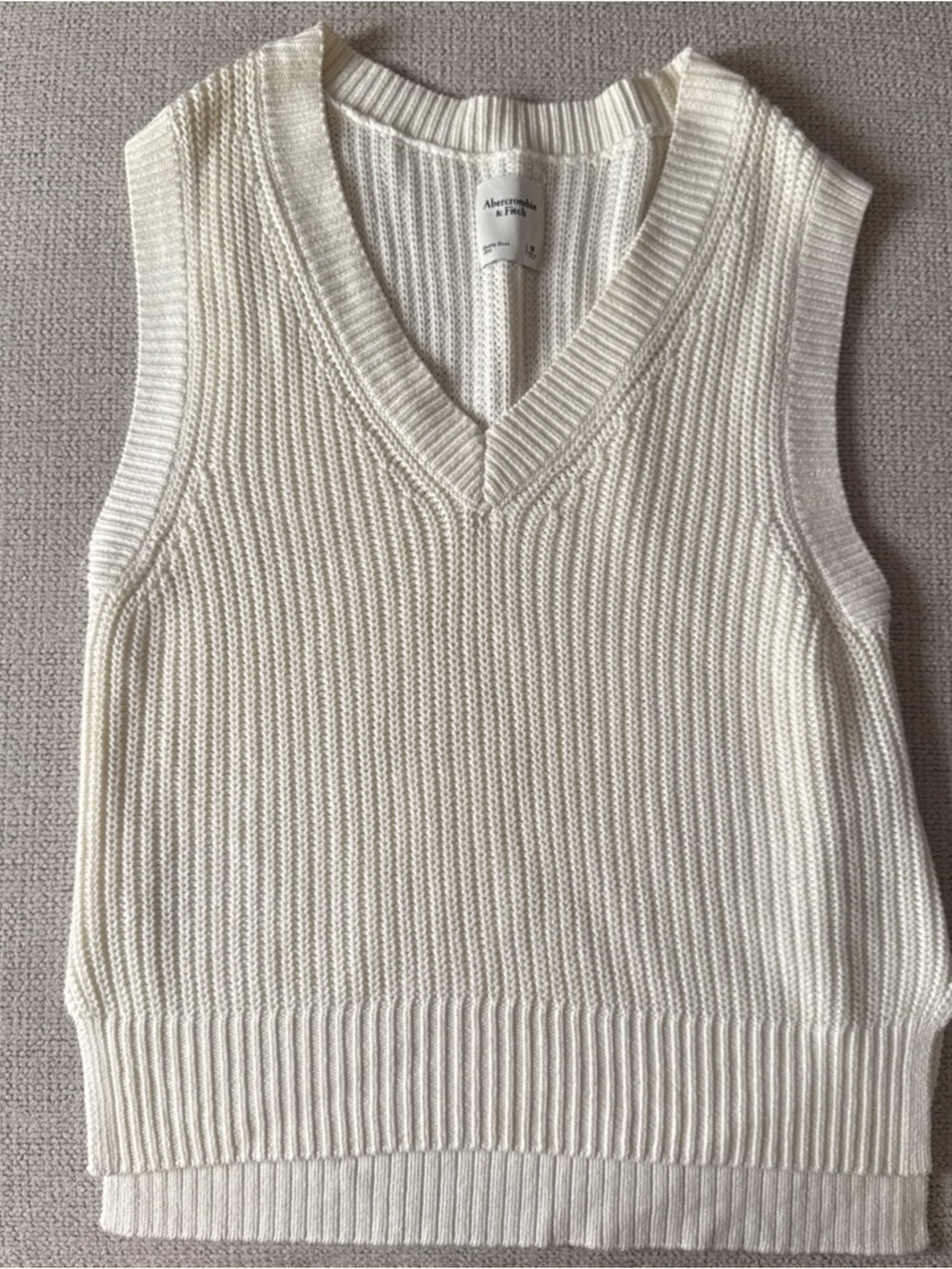 Abercrombie & Fitch Women's Cream Ribbed V-Neck Sweater Vest